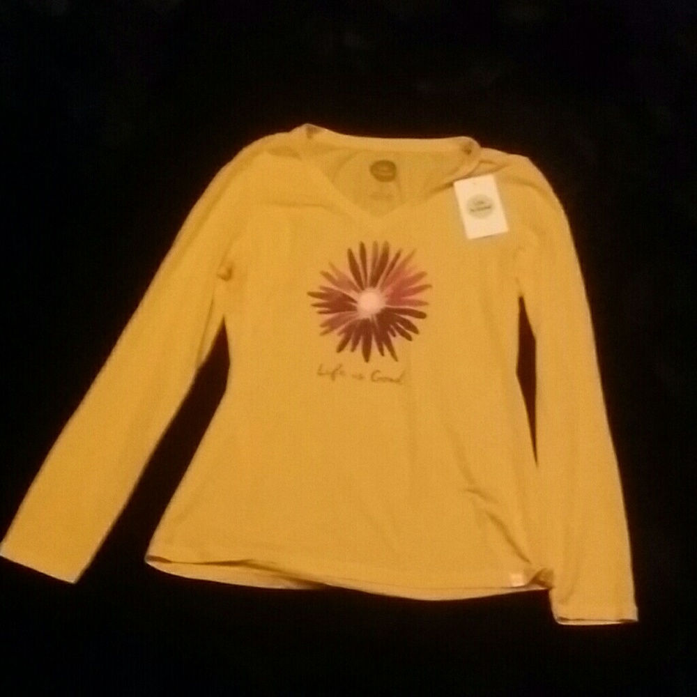 New long sleeve t-shirt, with tags